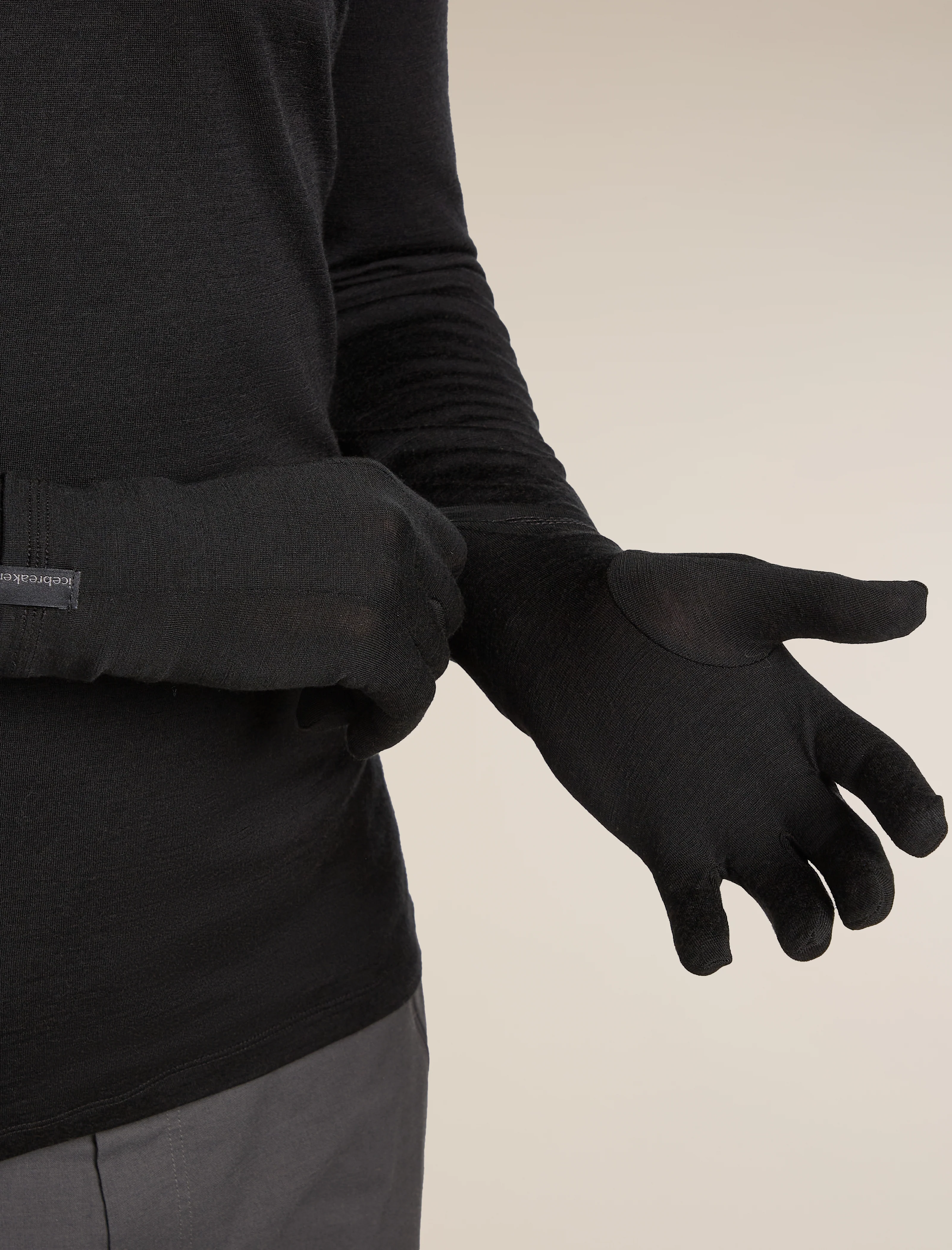 Unisex 200 Oasis Glove Liners - Image 2