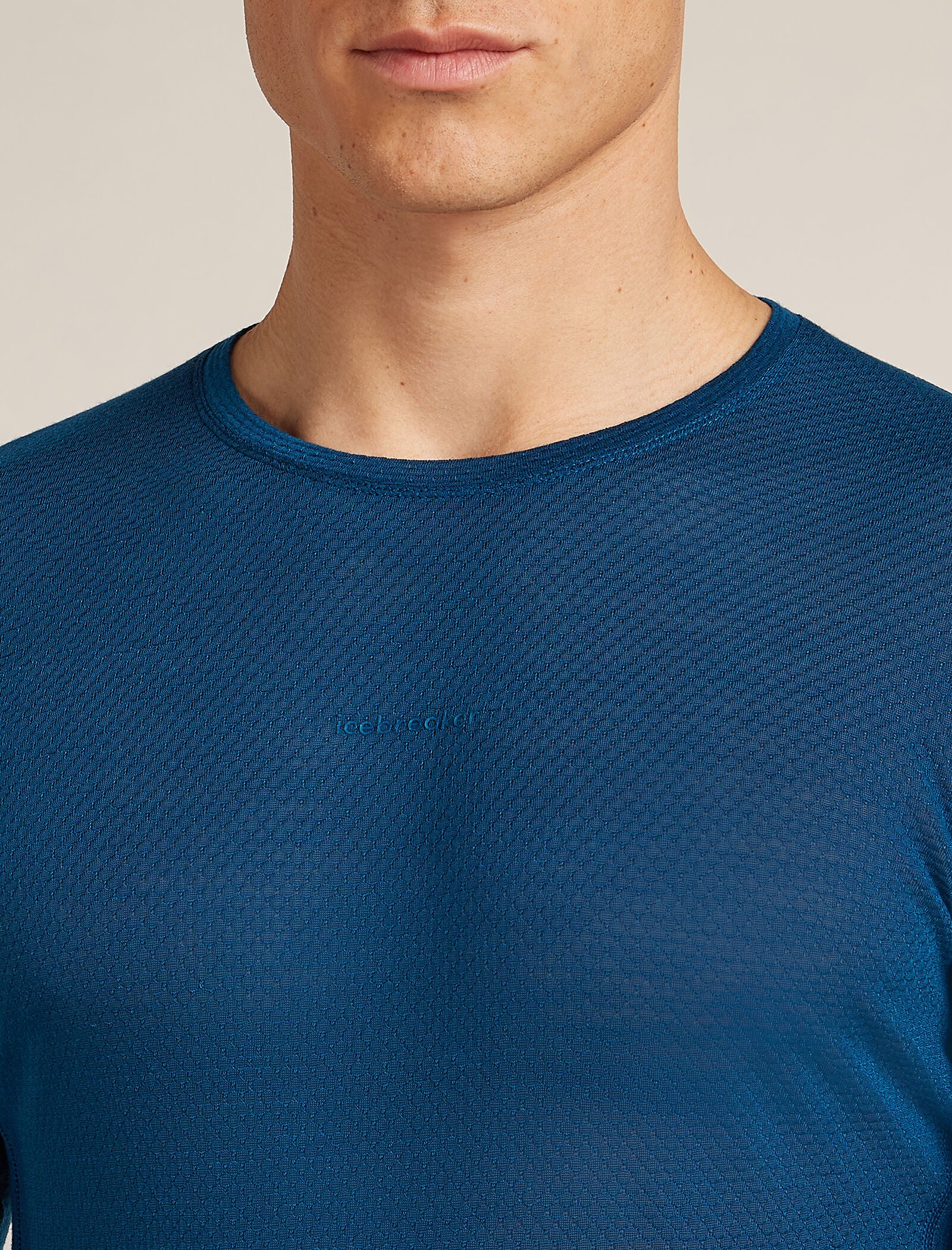 Merino Blend 75 Cool-Lite™ Featherlight™ Long Sleeve Crewe Thermal Top - Image 5