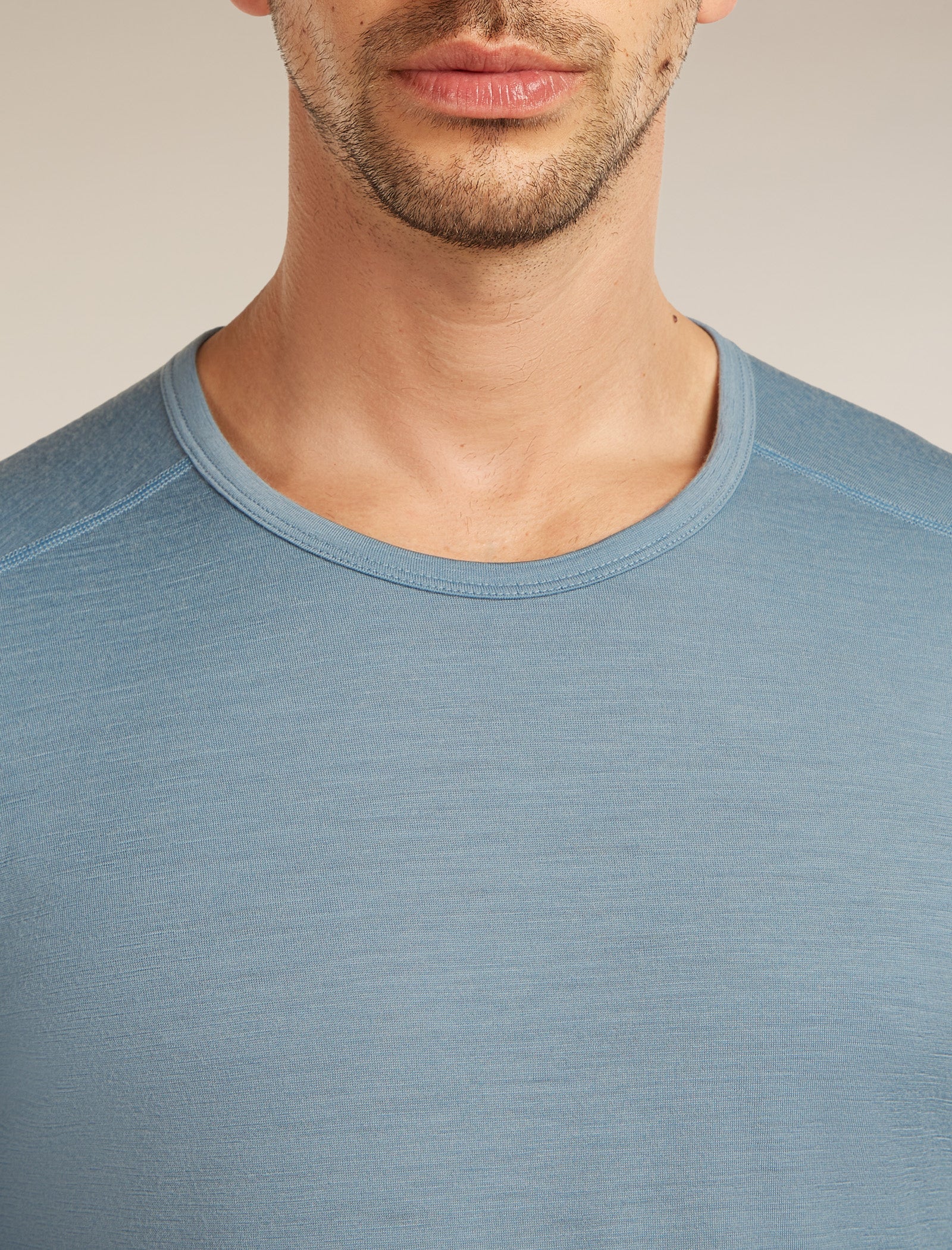 Men's Merino 200 Oasis Long Sleeve Crewe - Image 6