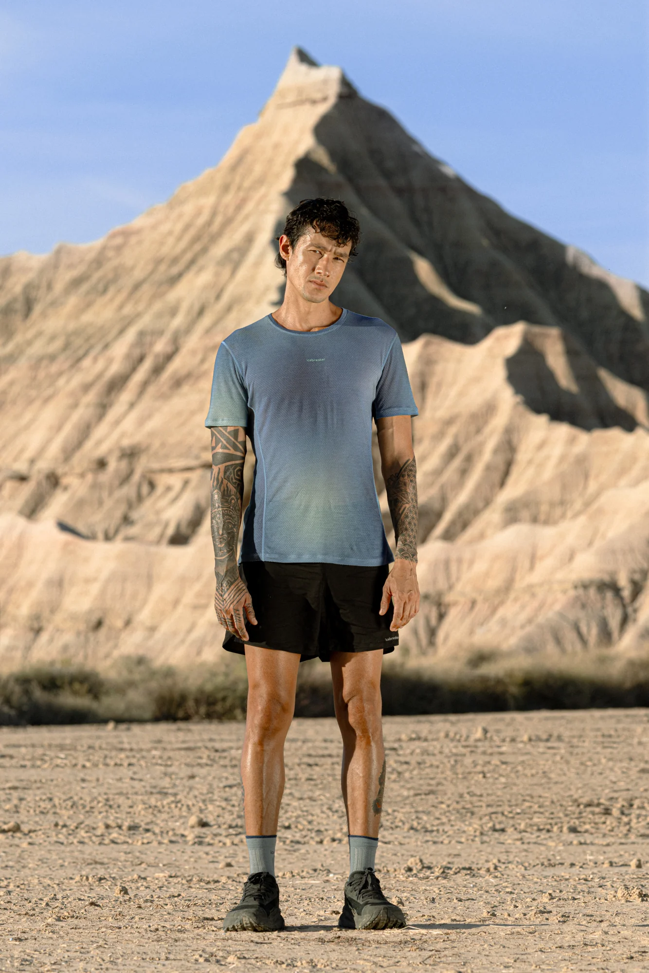 Men's Merino Blend 75 Cool-Lite™ Featherlight™ Short Sleeve Crewe AOP - Image 9