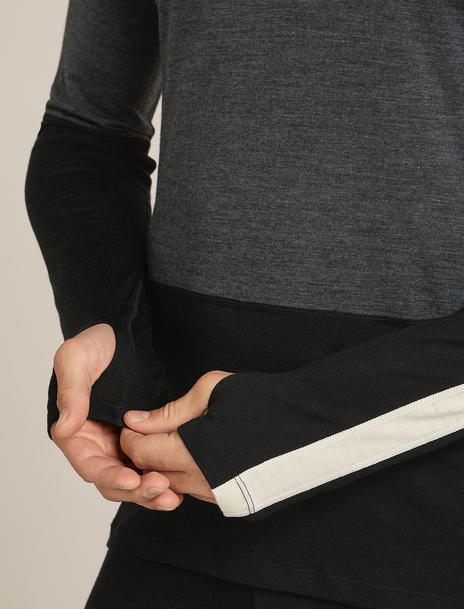 Men's Merino 200 Oasis+ Long Sleeve Crewe Thermal Top - Image 5