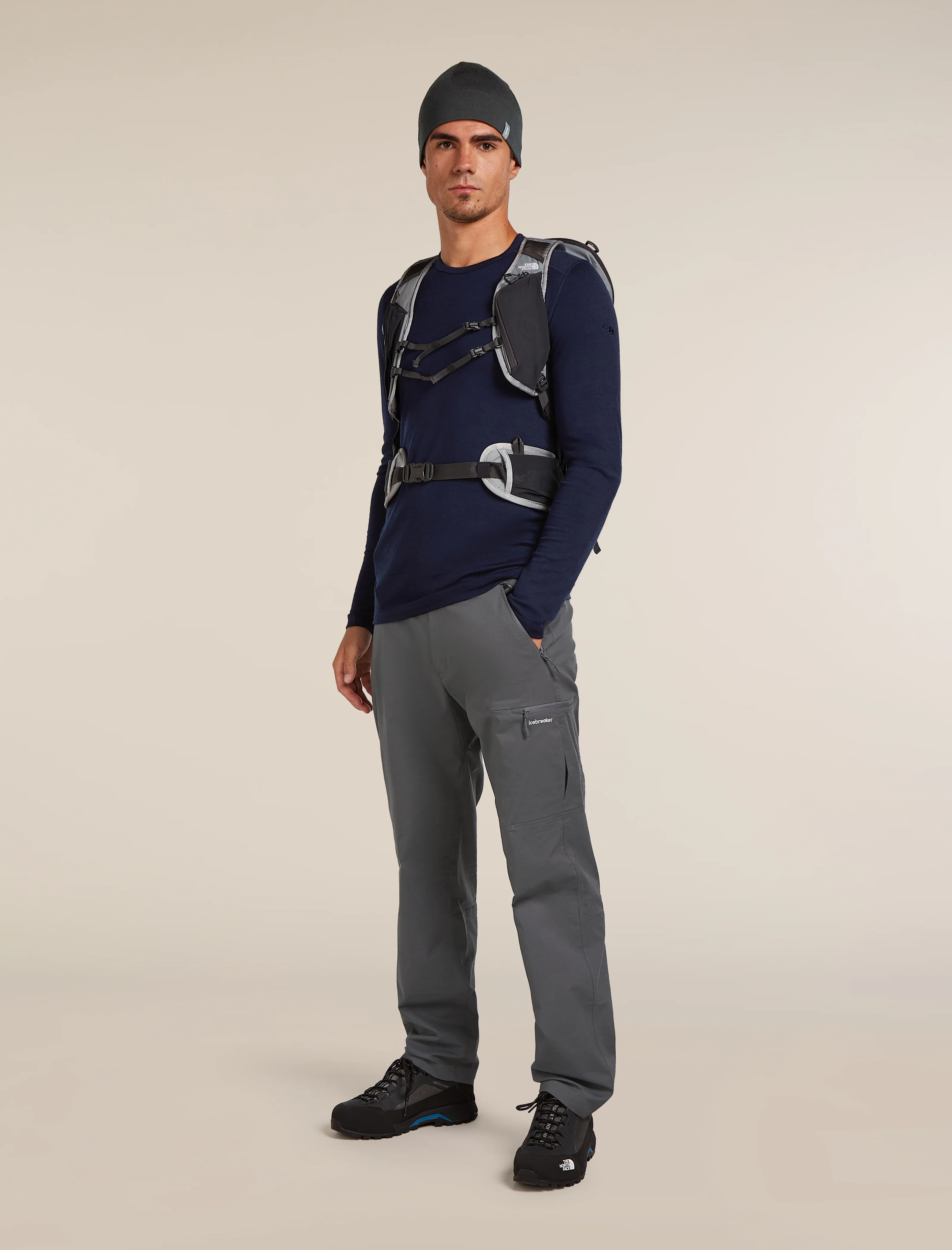 Men's Merino 200 Oasis Long Sleeve Crewe Thermal Top - Image 4