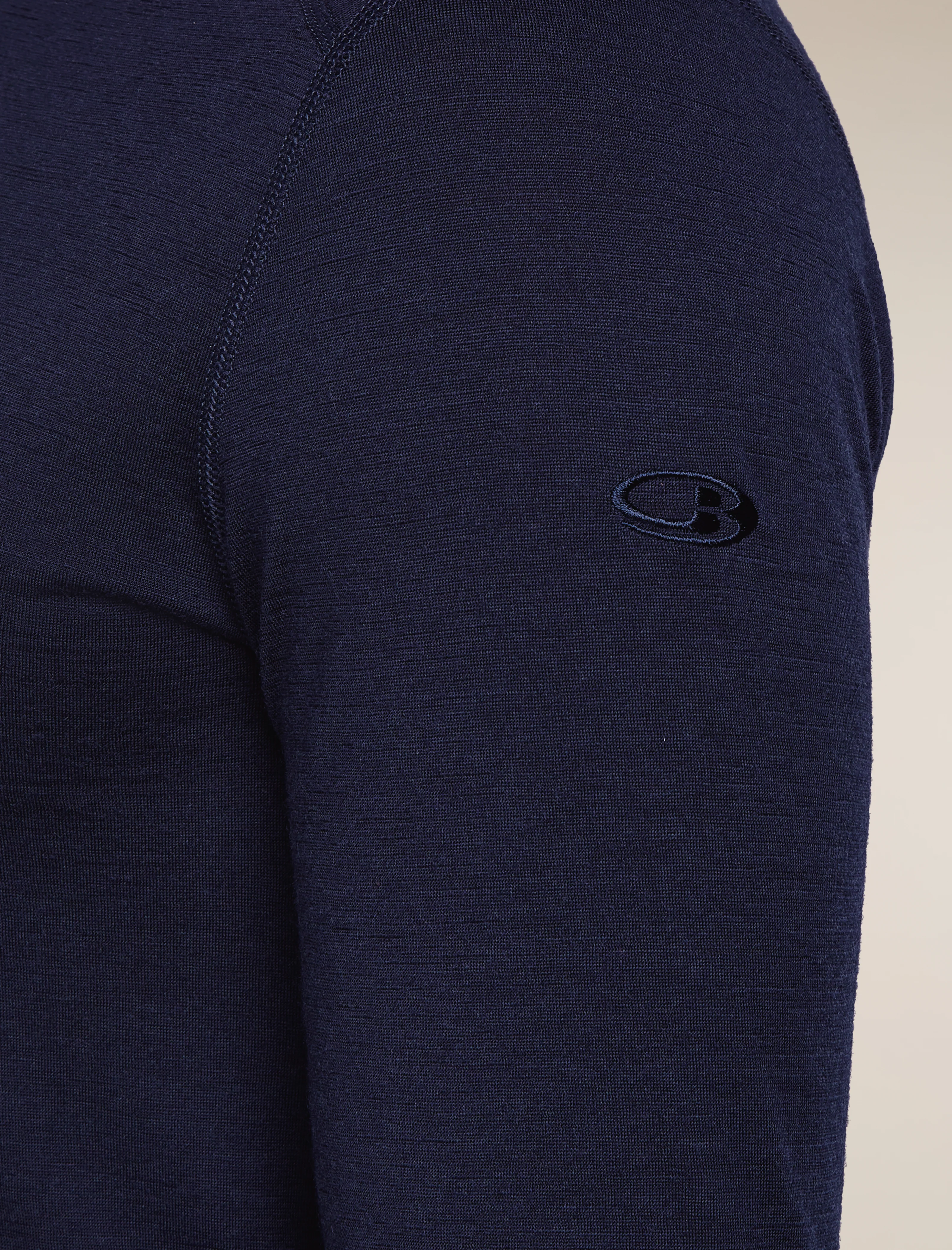 Men's Merino 200 Oasis Long Sleeve Crewe Thermal Top - Image 7