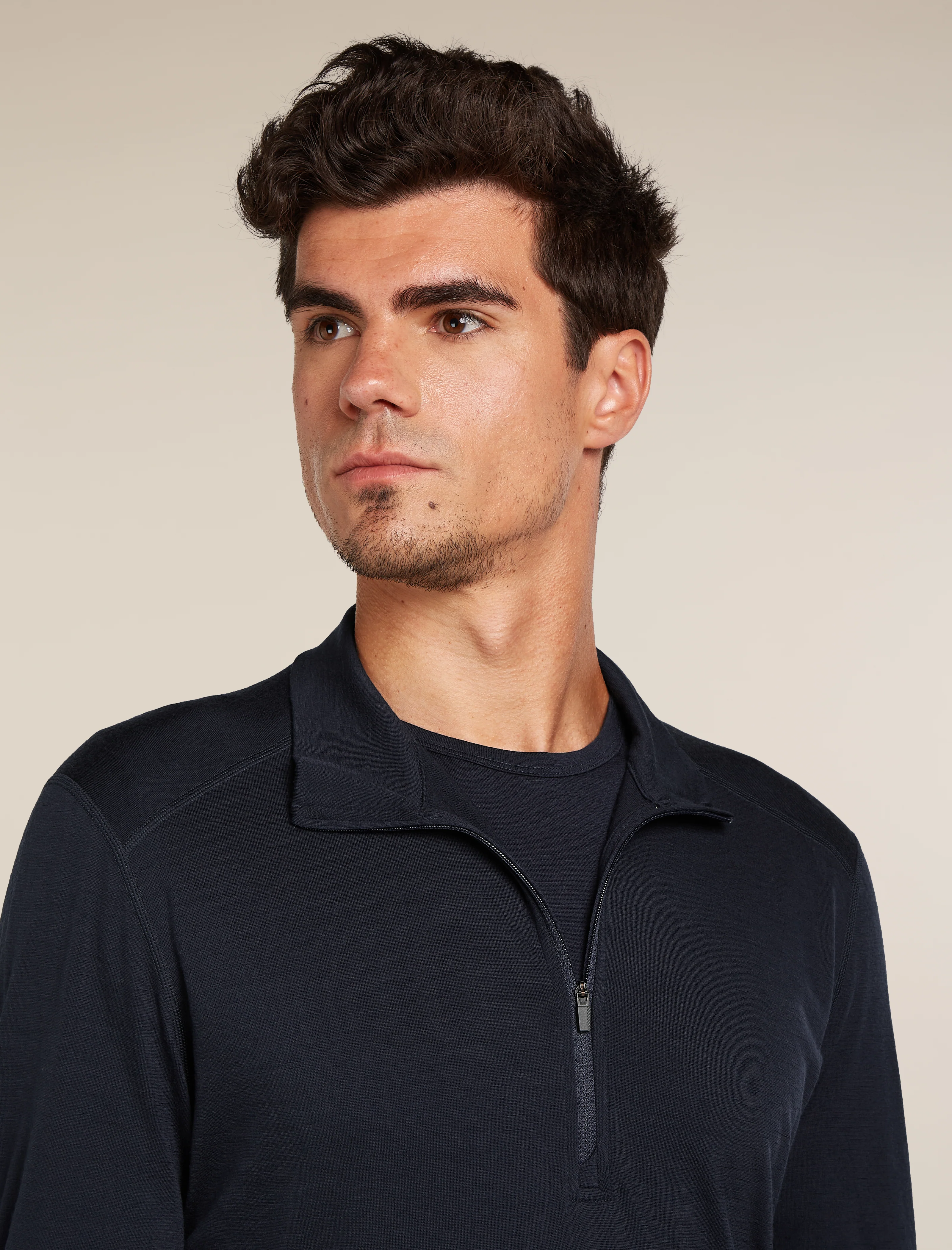 Men's Merino 200 Oasis Long Sleeve Half Zip Thermal Top - Image 4