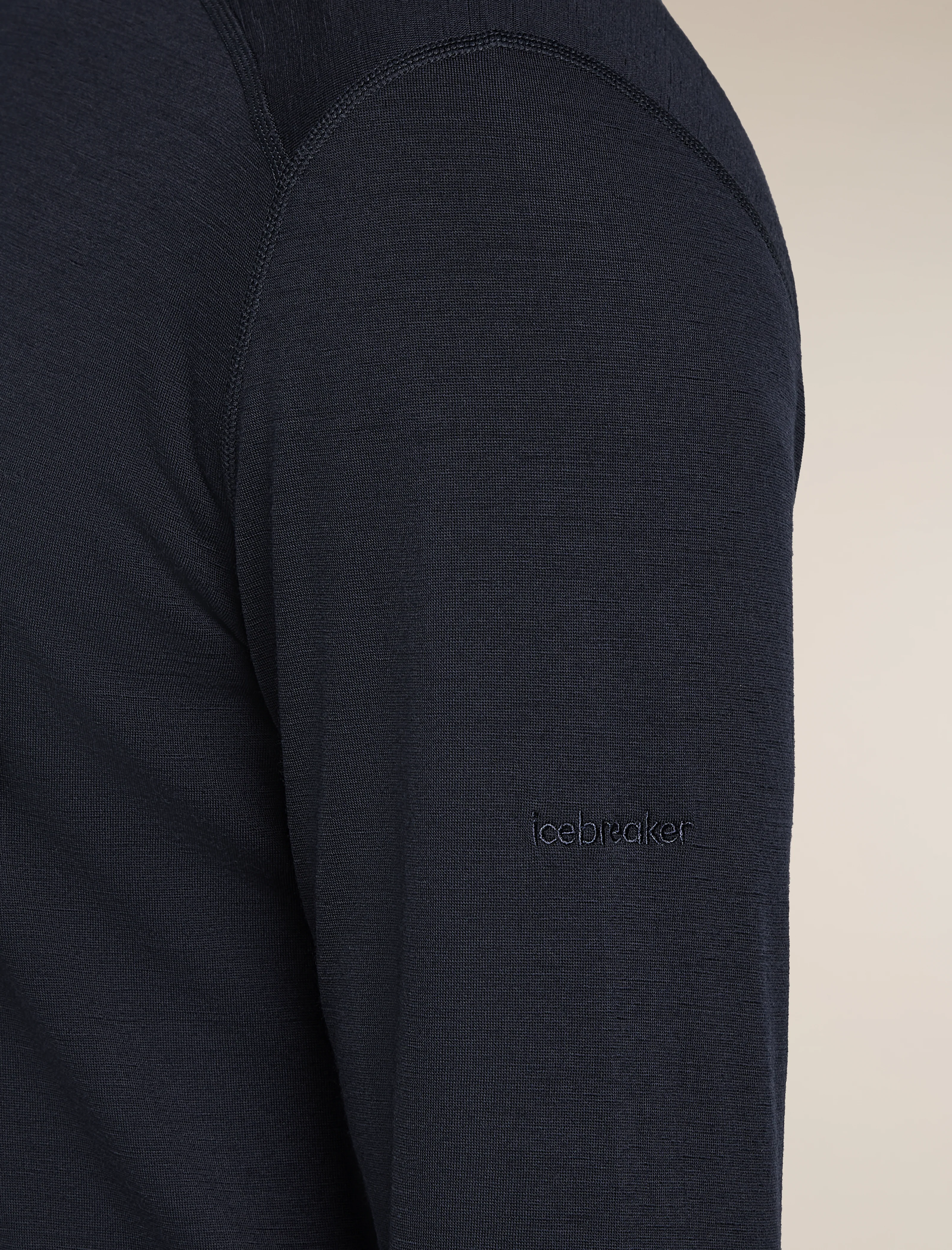 Men's Merino 200 Oasis Long Sleeve Half Zip Thermal Top - Image 5