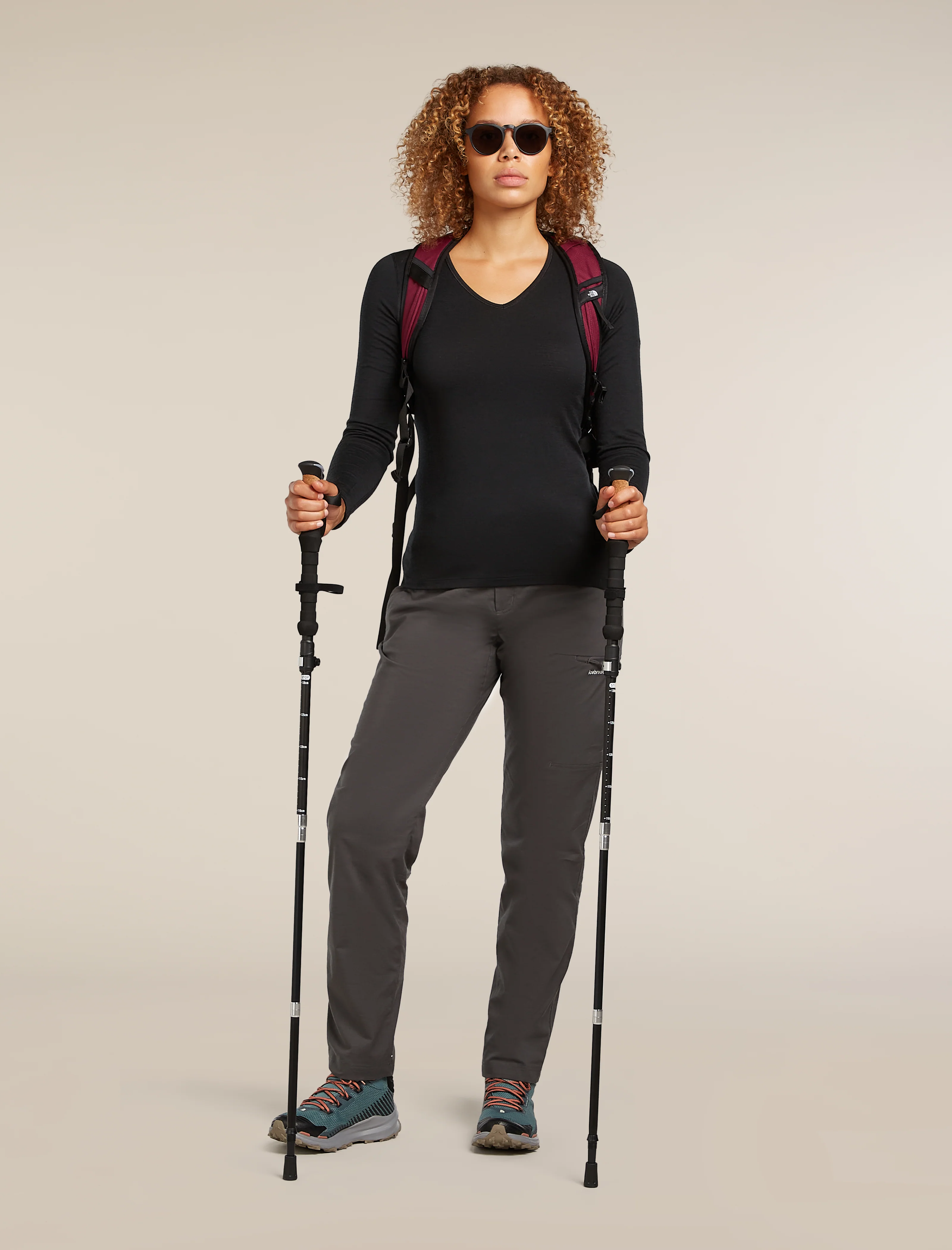 Women's Merino 200 Oasis Long Sleeve V Neck Thermal Top - Image 4