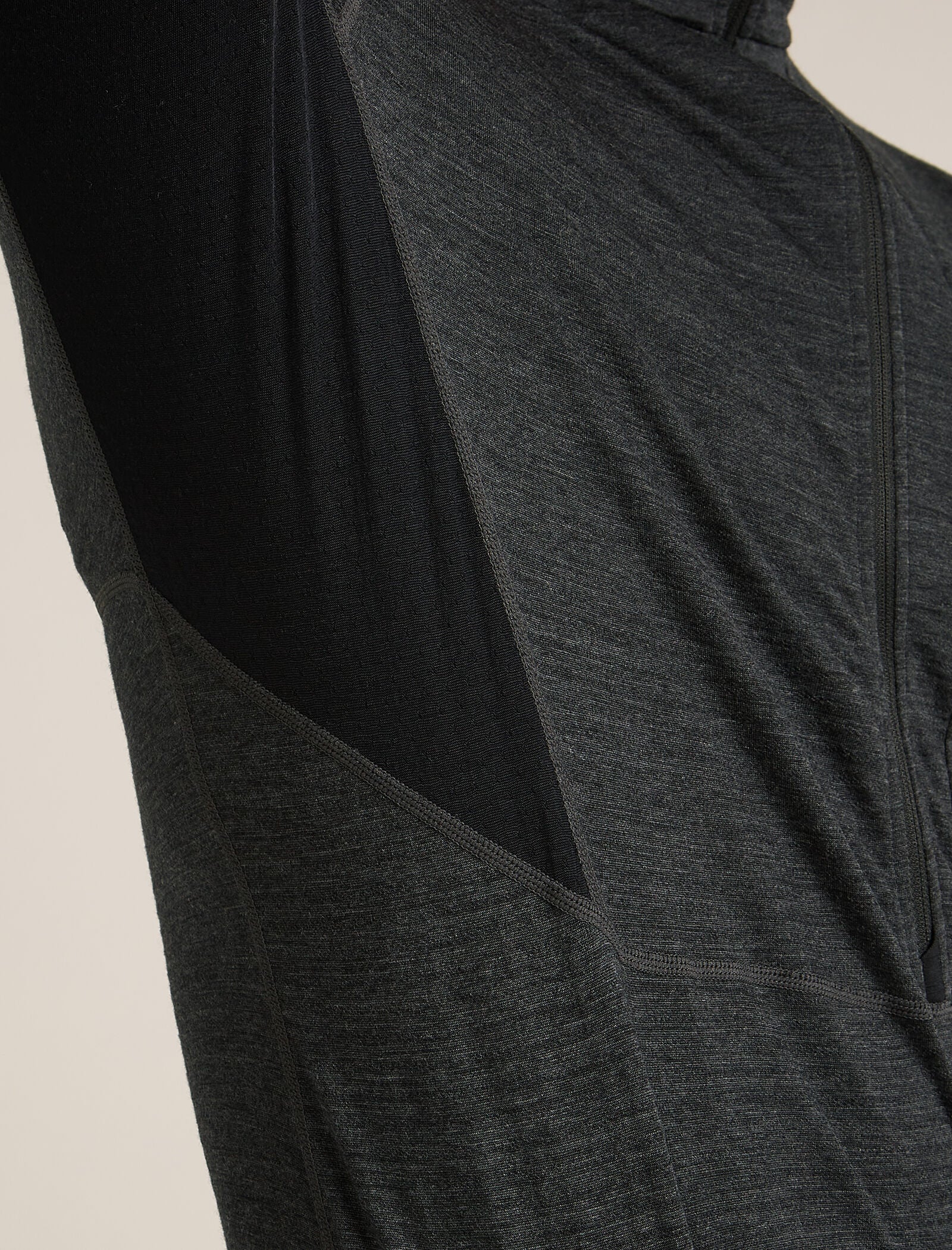 Men's Merino Blend 200 Realfleece™ Descender Long Sleeve Half Zip Top - Image 9
