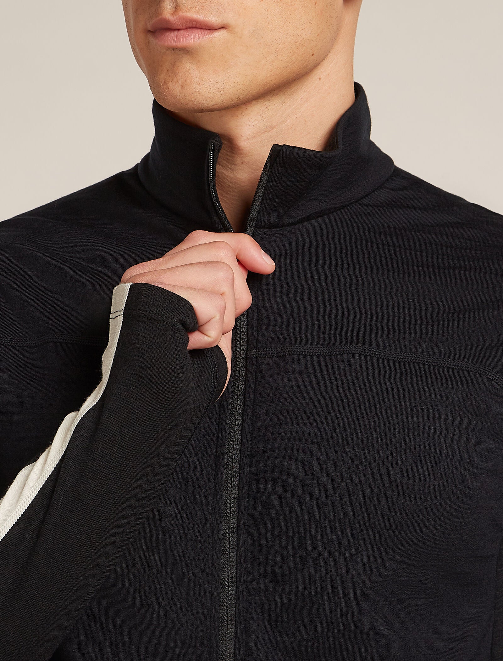 Men's Merino Blend 300 RealFleece™ Descender Vest - Image 6