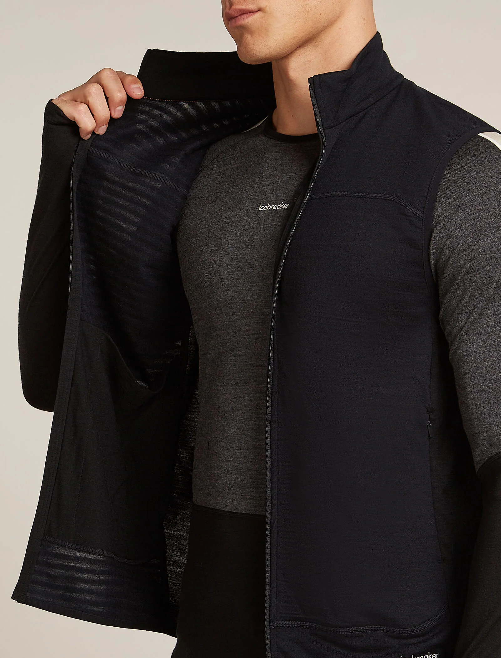 Men's Merino Blend 300 RealFleece™ Descender Vest - Image 9