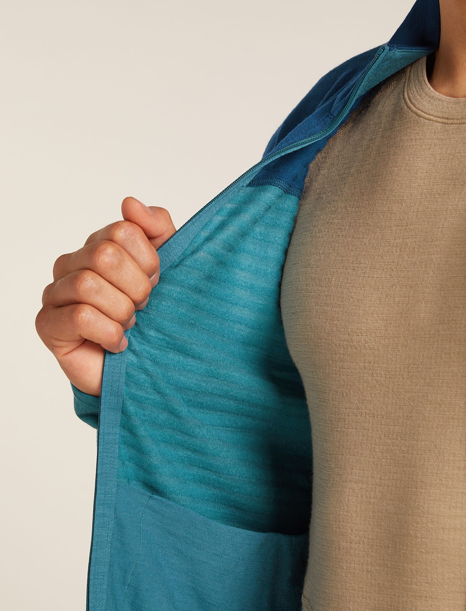 Men's Merino Blend 300 RealFleece™ Descender Long Sleeve Zip Jacket - Image 10