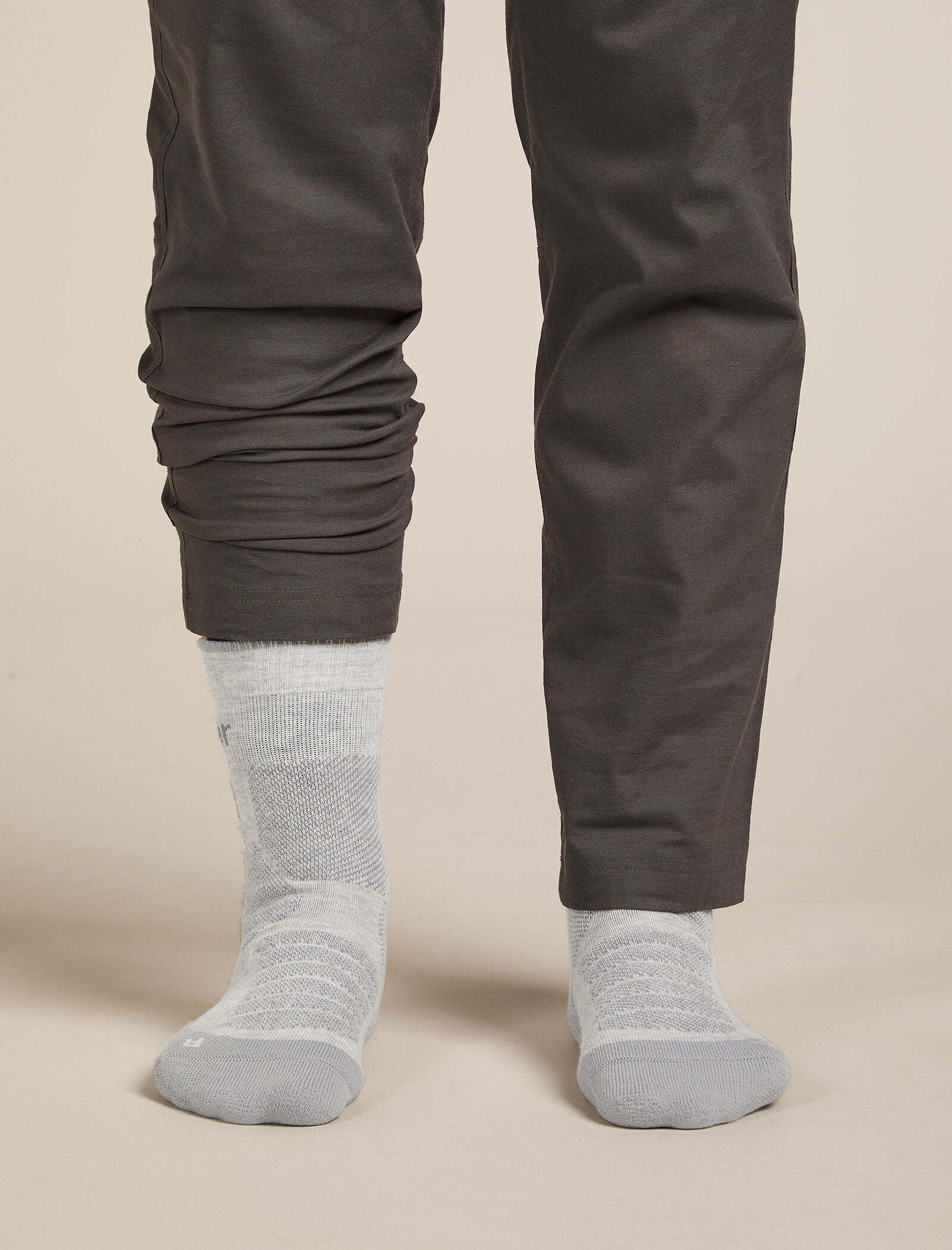 Women's Merino Hike+ Heavy Crew Socks - Image 3
