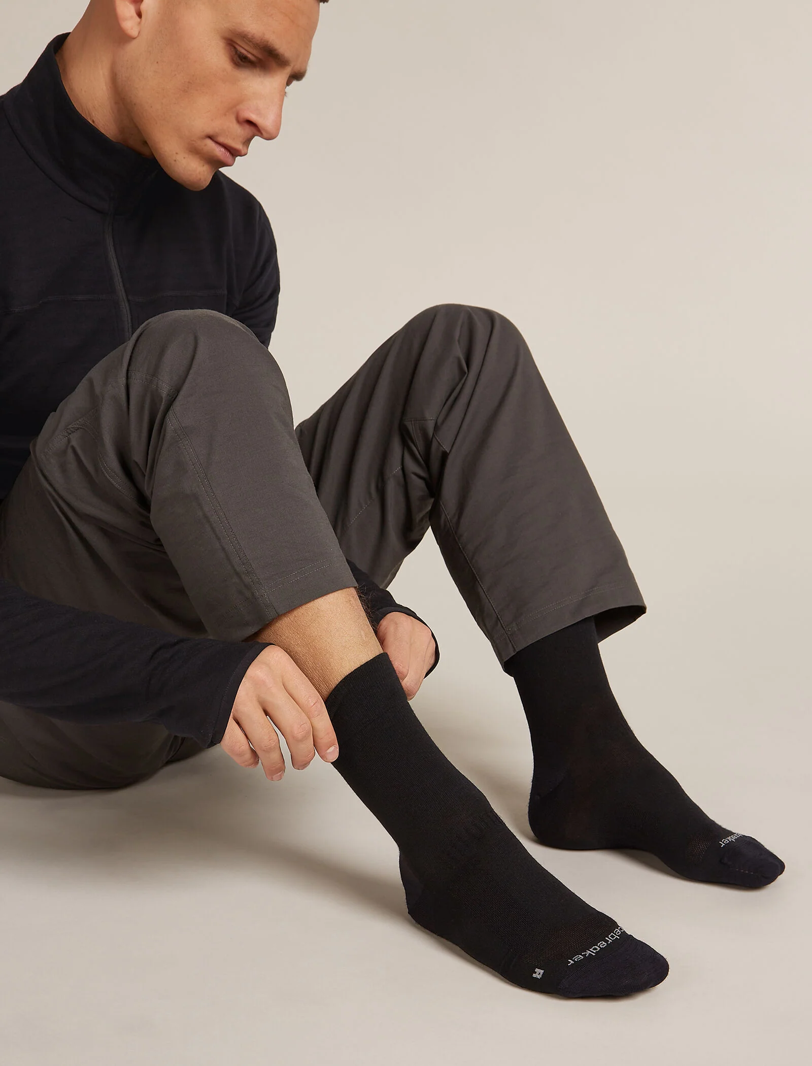 Men's Merino Hike+ Liner Crew Socks - Image 2