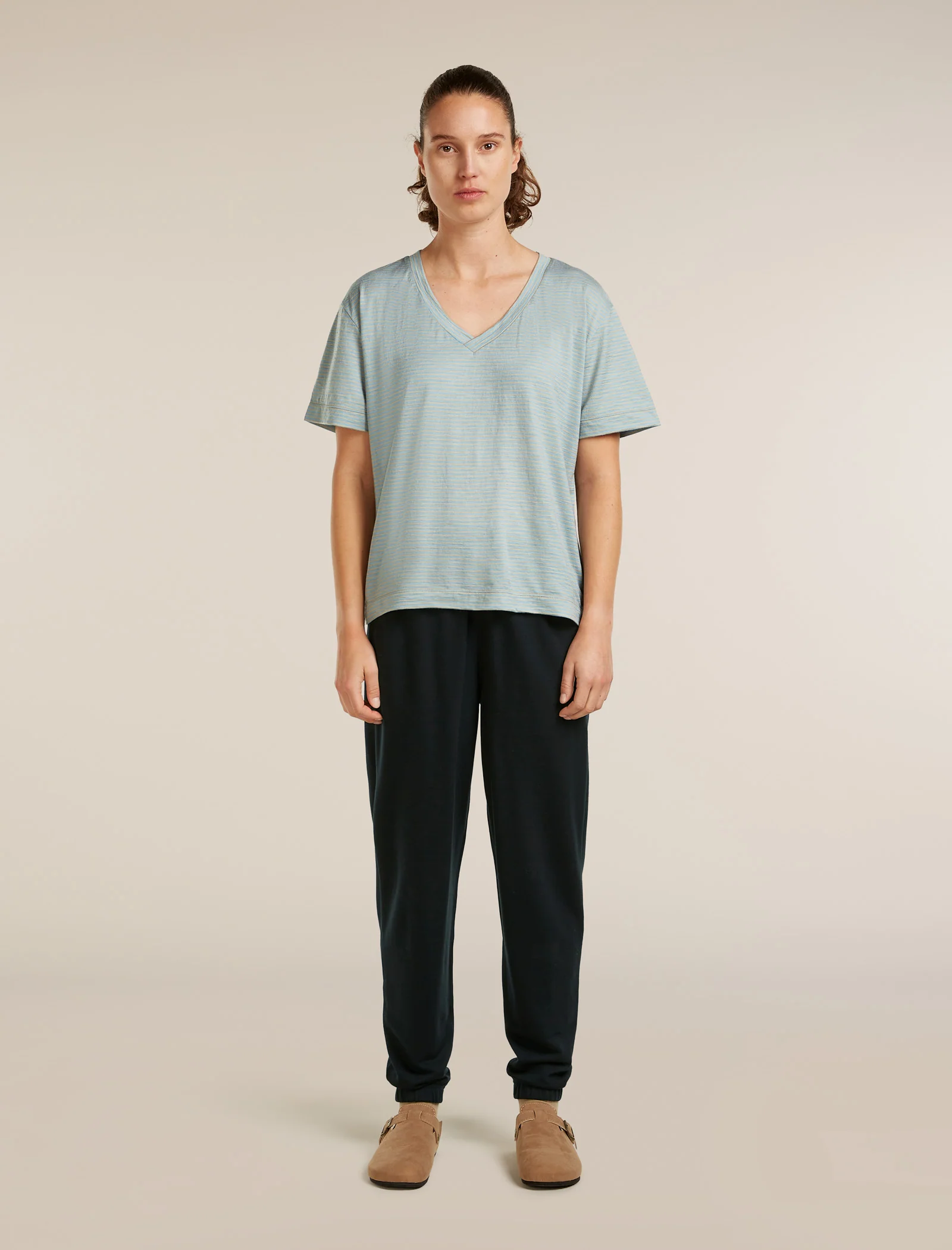 Women's Merino 150 Tech Lite Short Sleeve Relaxed V Neck Tee - Image 3