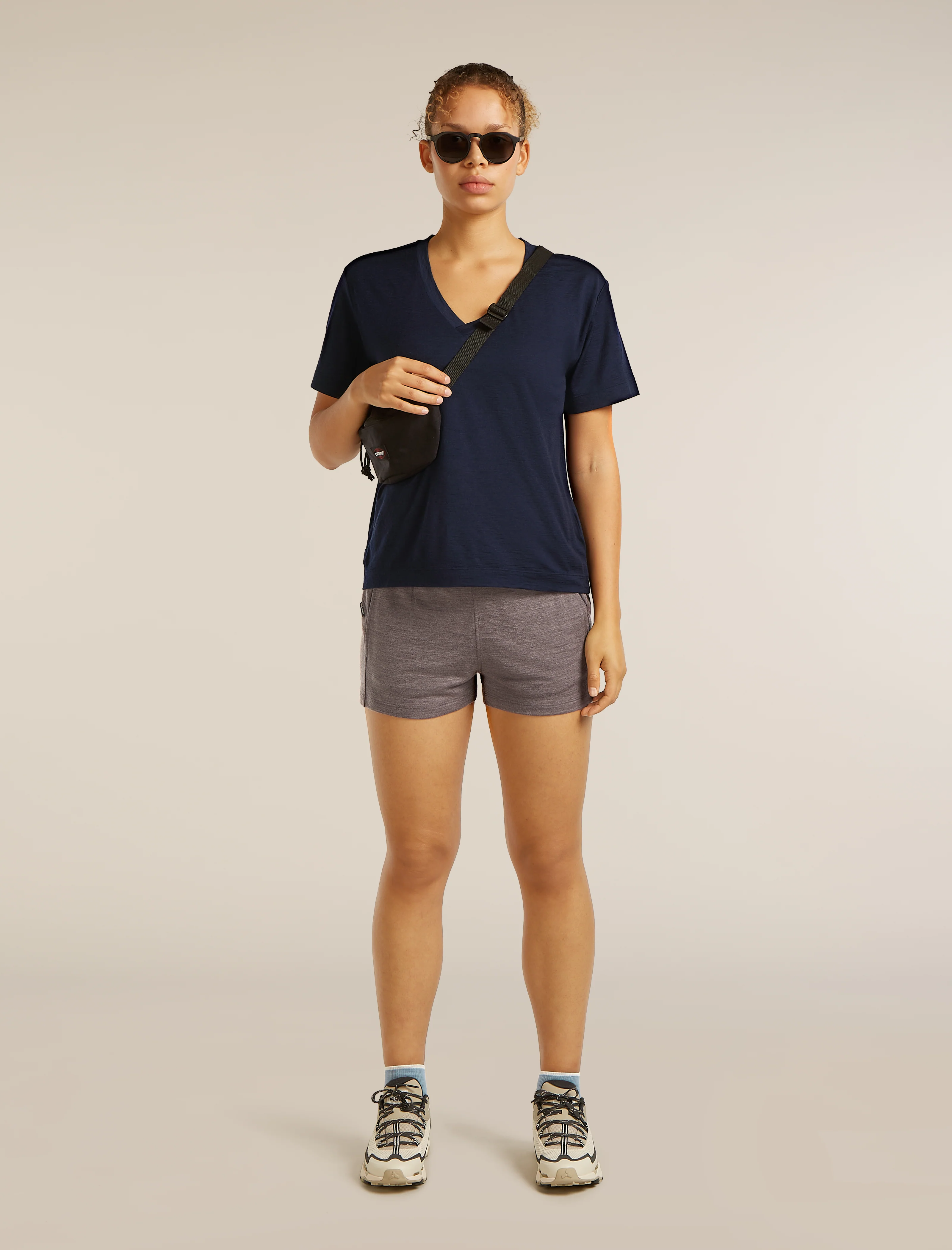 Women's Merino 150 Tech Lite Short Sleeve Relaxed V Neck Tee - Image 4