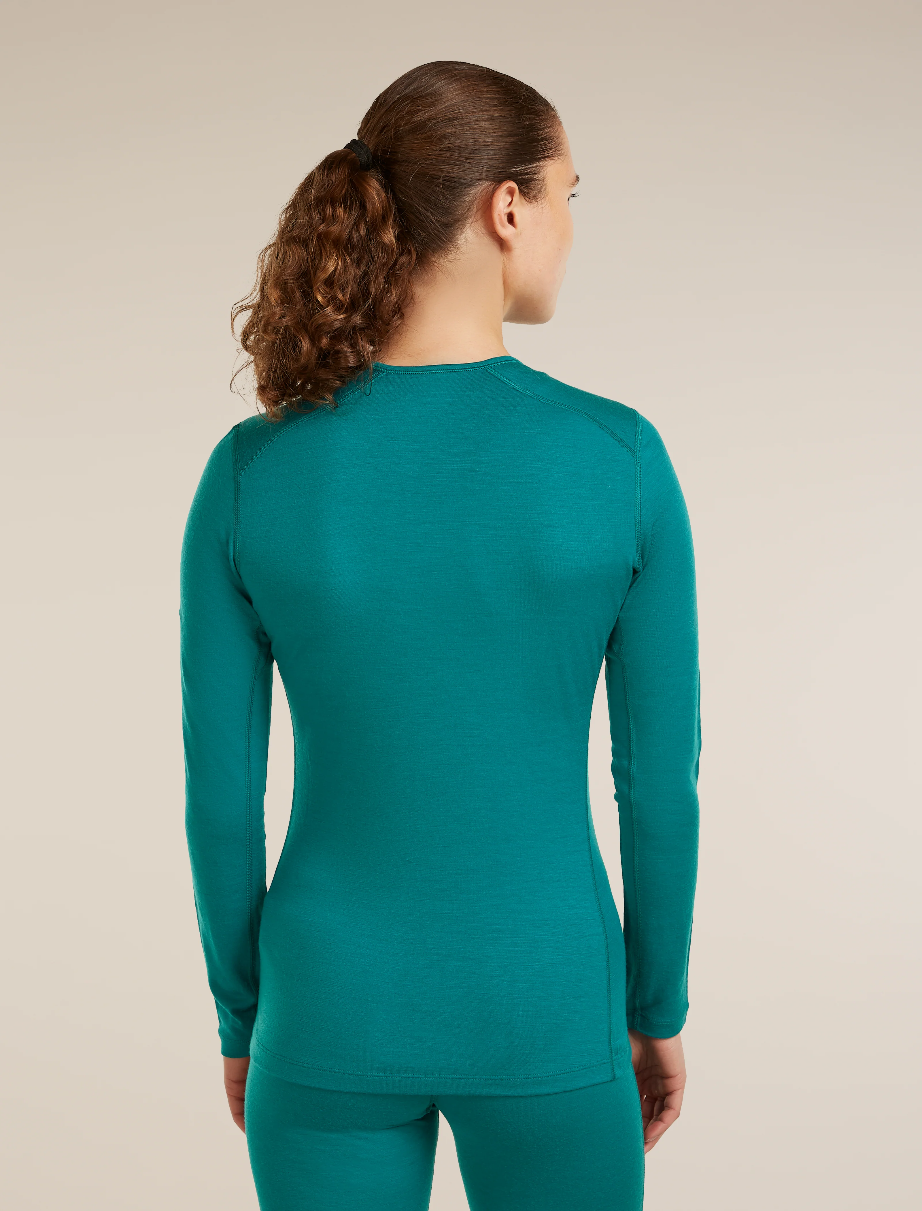 Women's Merino 200 Oasis Long Sleeve Crewe - Image 2
