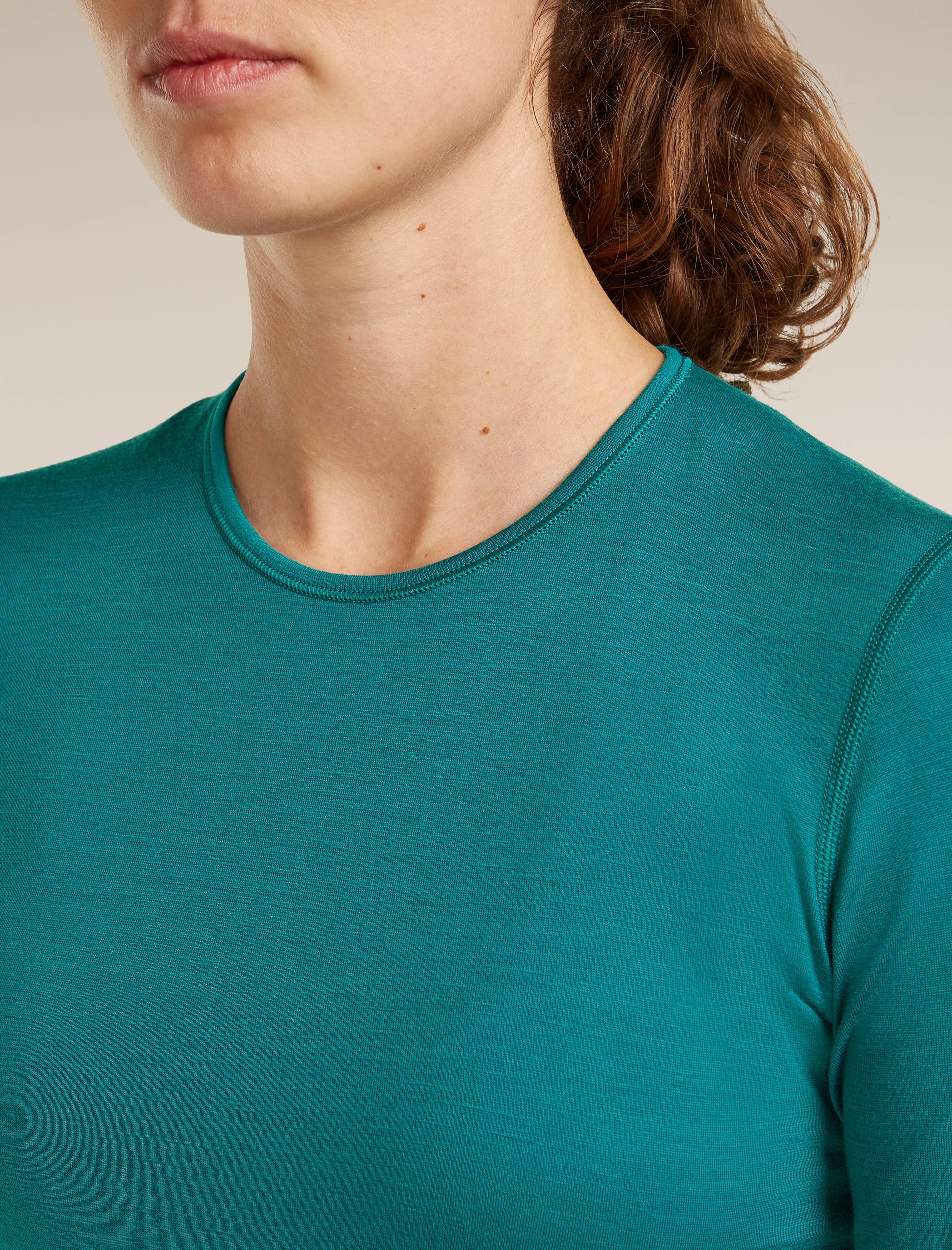 Women's Merino 200 Oasis Long Sleeve Crewe - Image 6