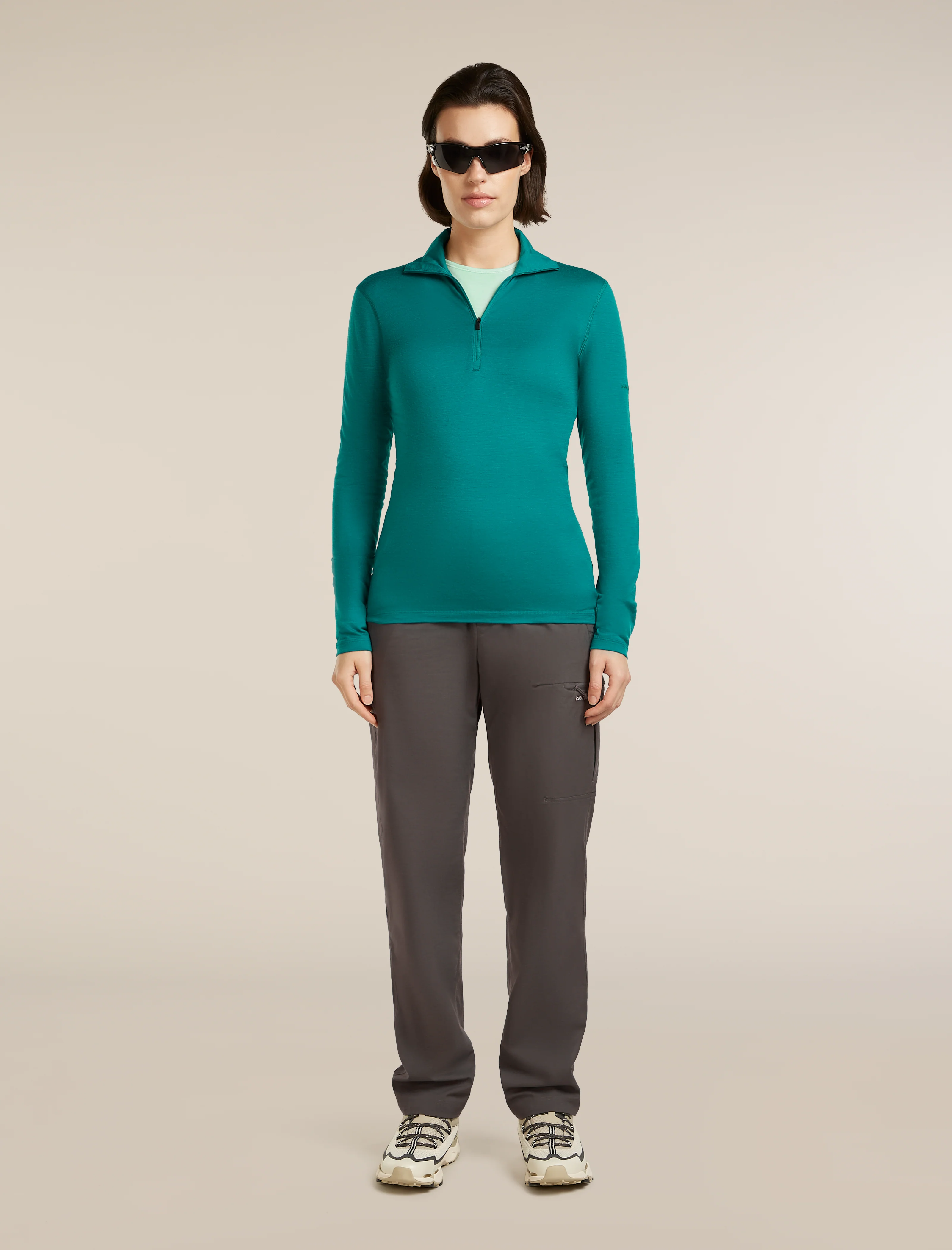 Women's Merino 200 Oasis Long Sleeve Half Zip - Image 4
