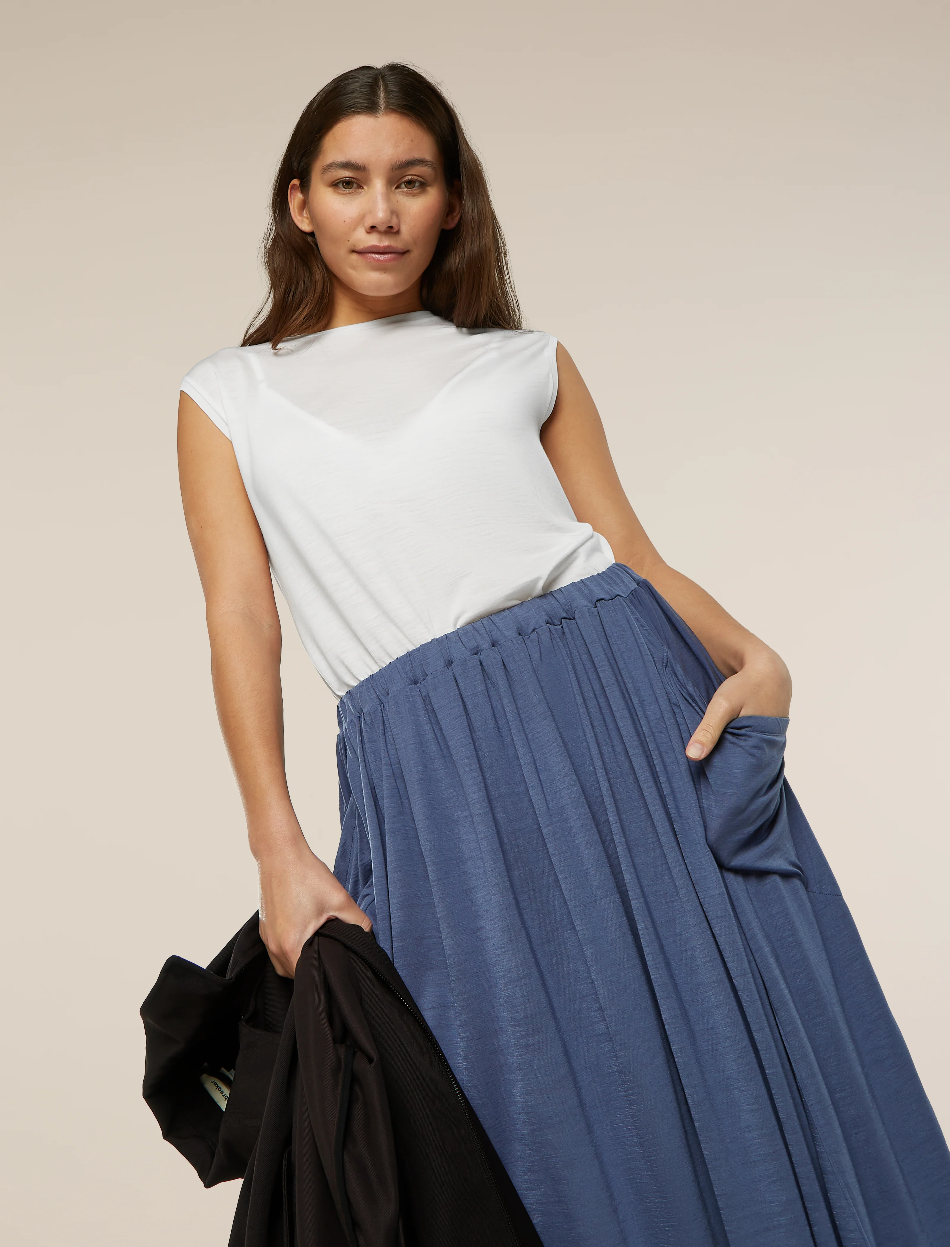 Women's Merino Blend 125 Cool-Lite™ Skirt - Image 11