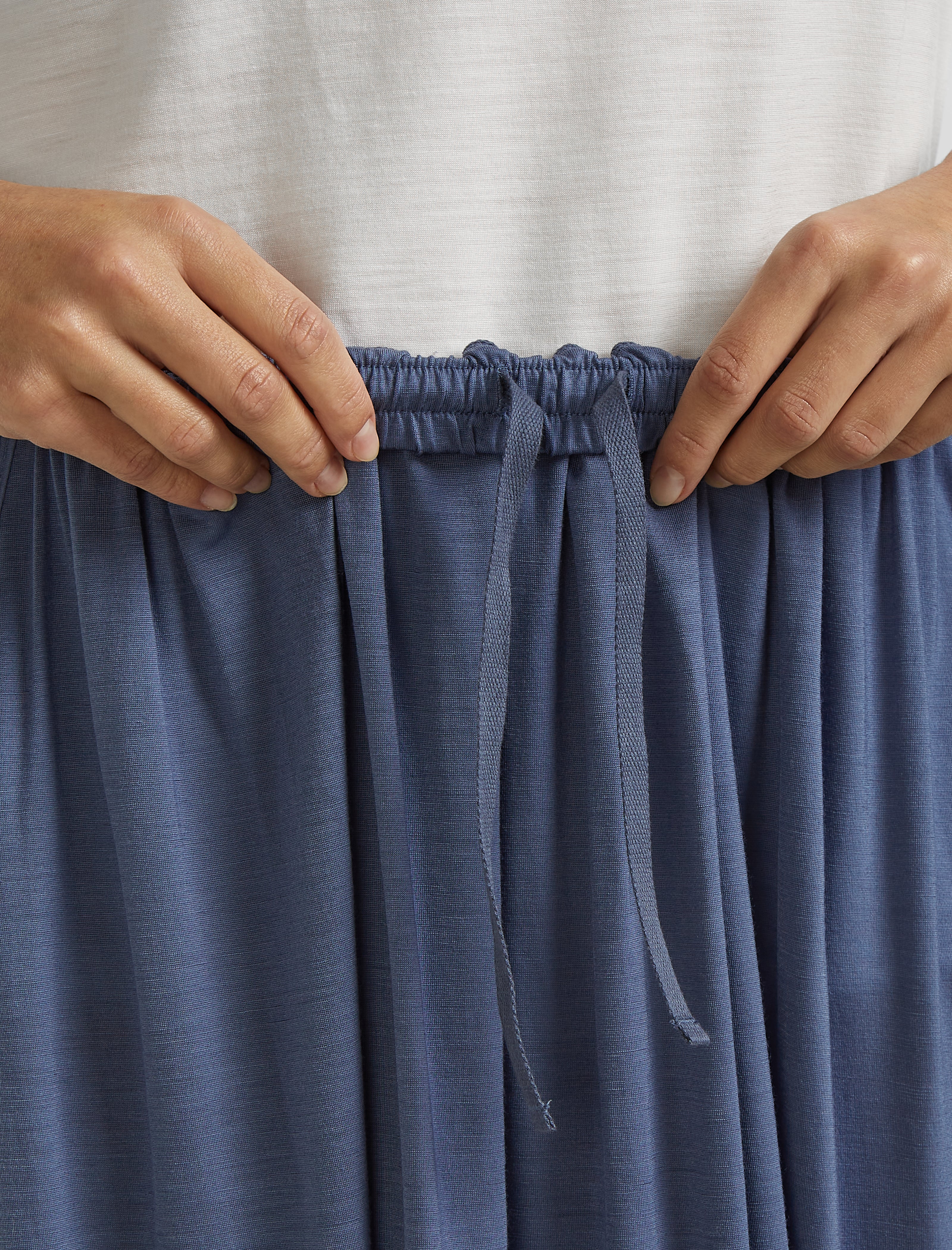 Women's Merino Blend 125 Cool-Lite™ Skirt - Image 7