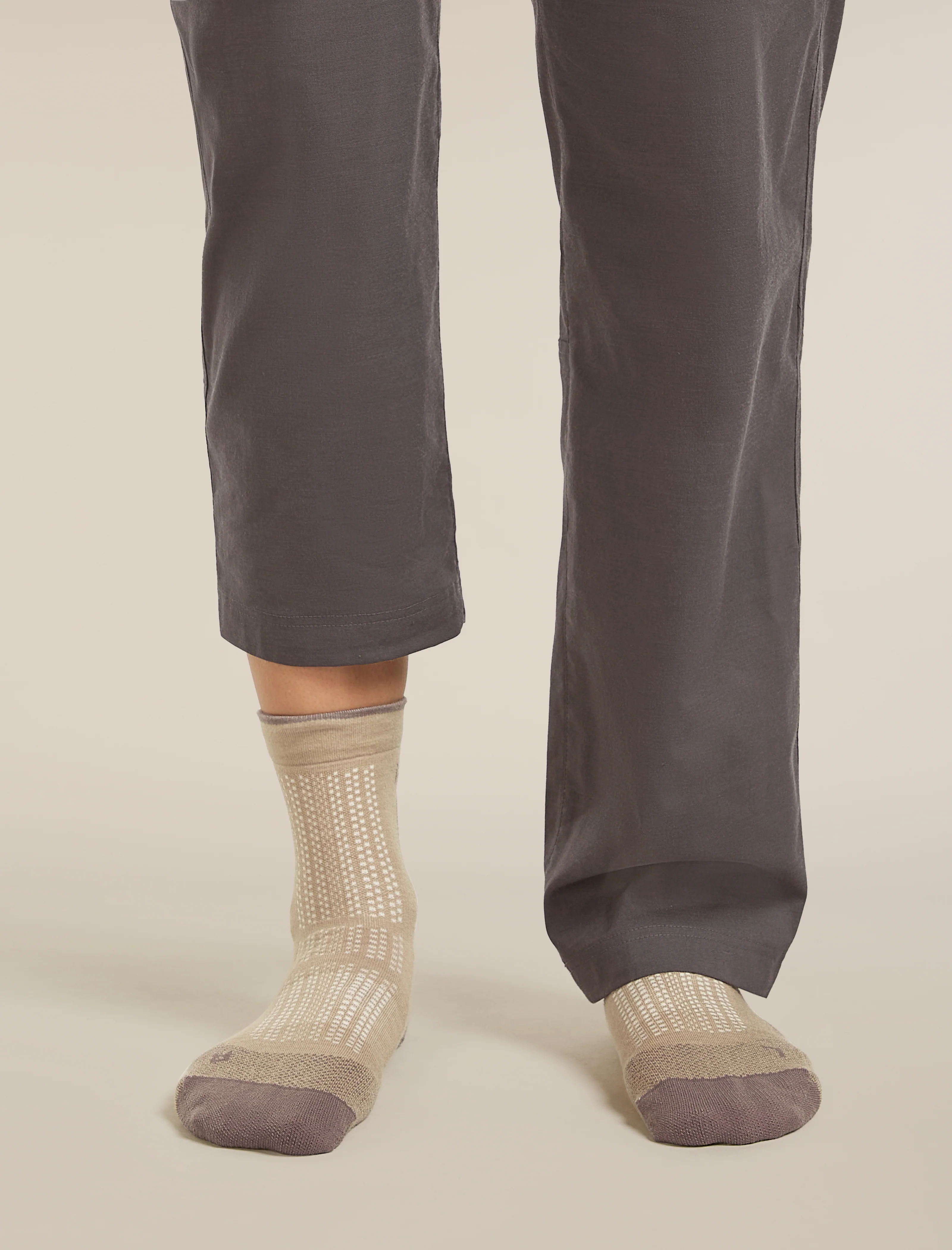 Women's Merino Hike+ Ultralight Quarter Socks - Image 2